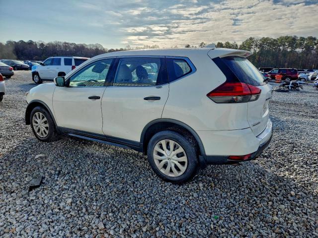 Nissan Rogue S Image 3