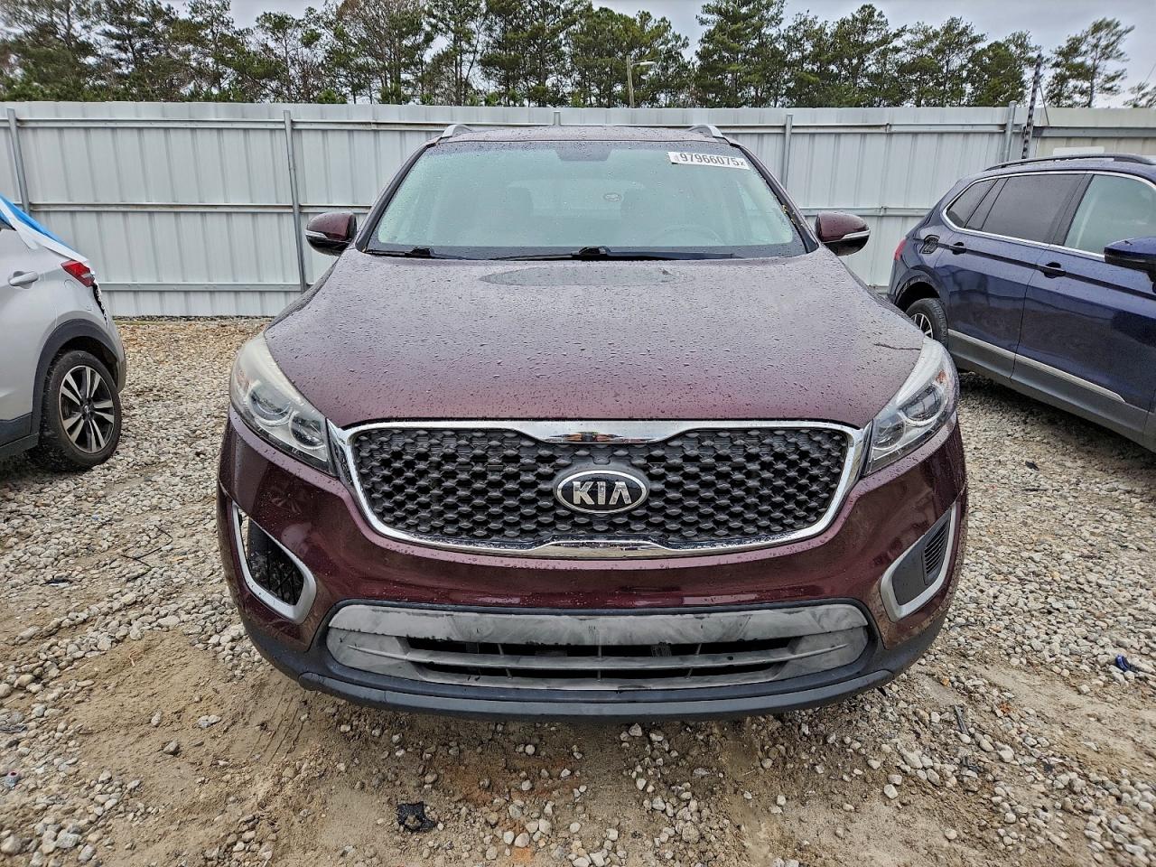 Kia Sorento Lx Image 3