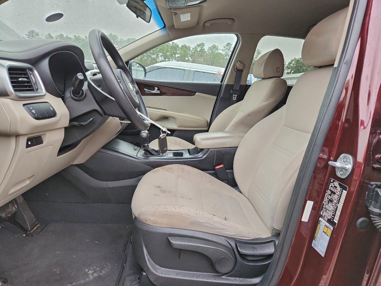 Kia Sorento Lx Image 13