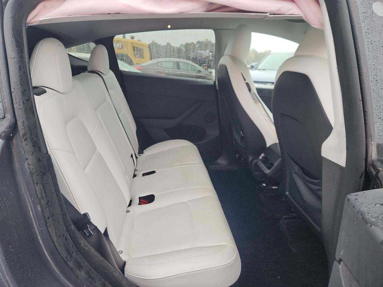 Tesla Model Y Image 6