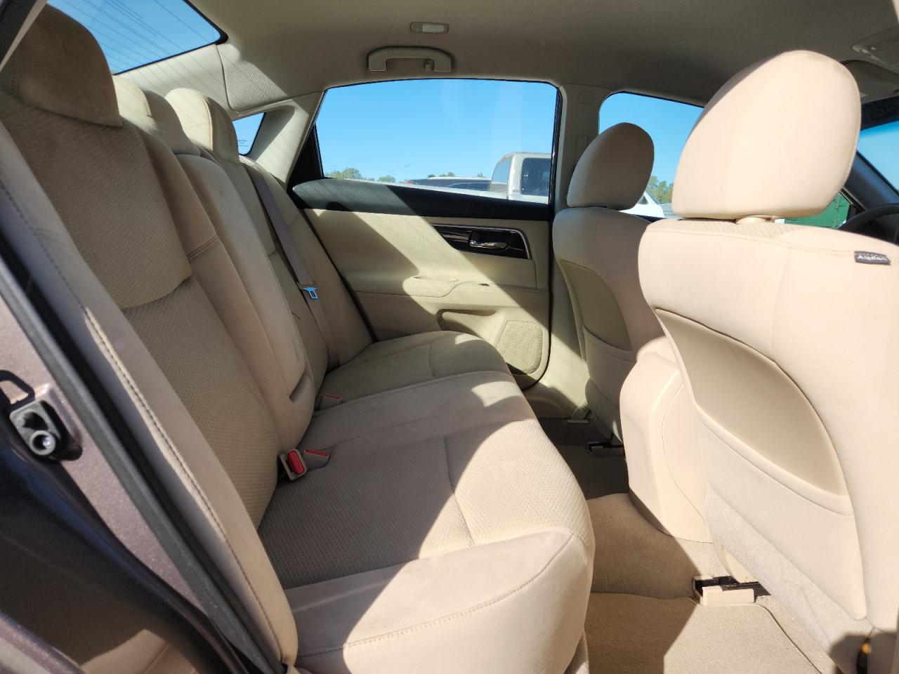 Nissan Altima 2.5 Image 12