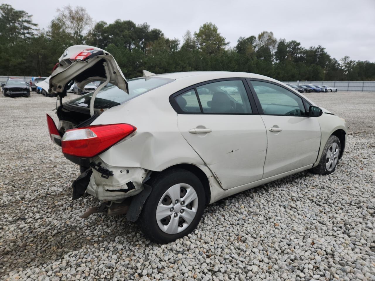 Kia Forte Lx Image 8