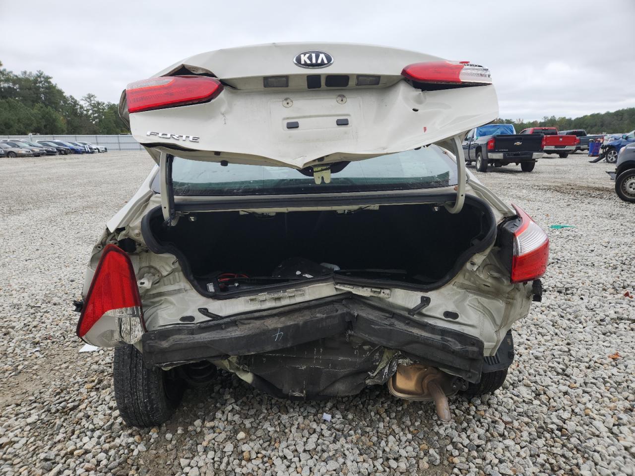 Kia Forte Lx Image 12