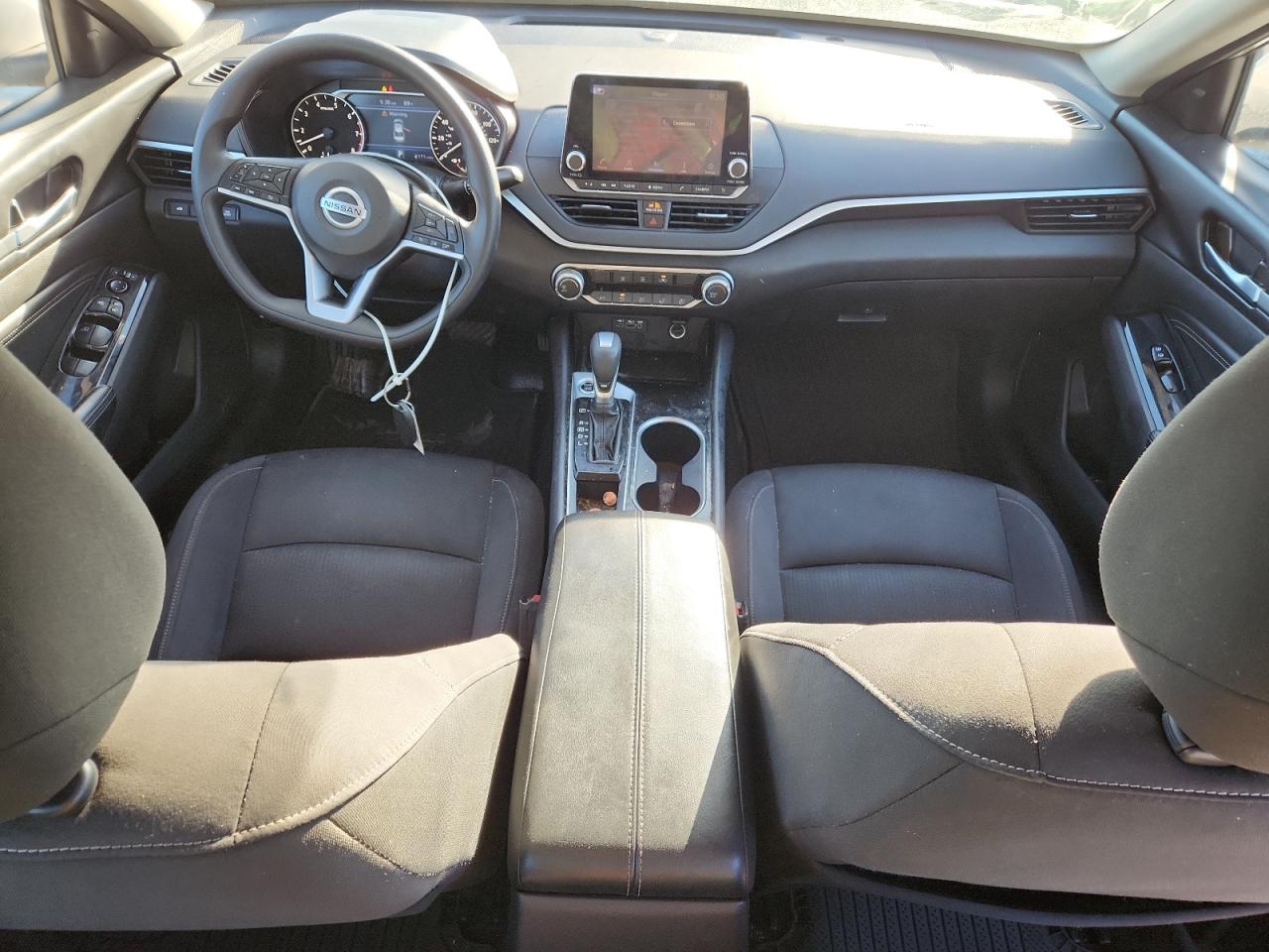 Nissan Altima Sv Image 5