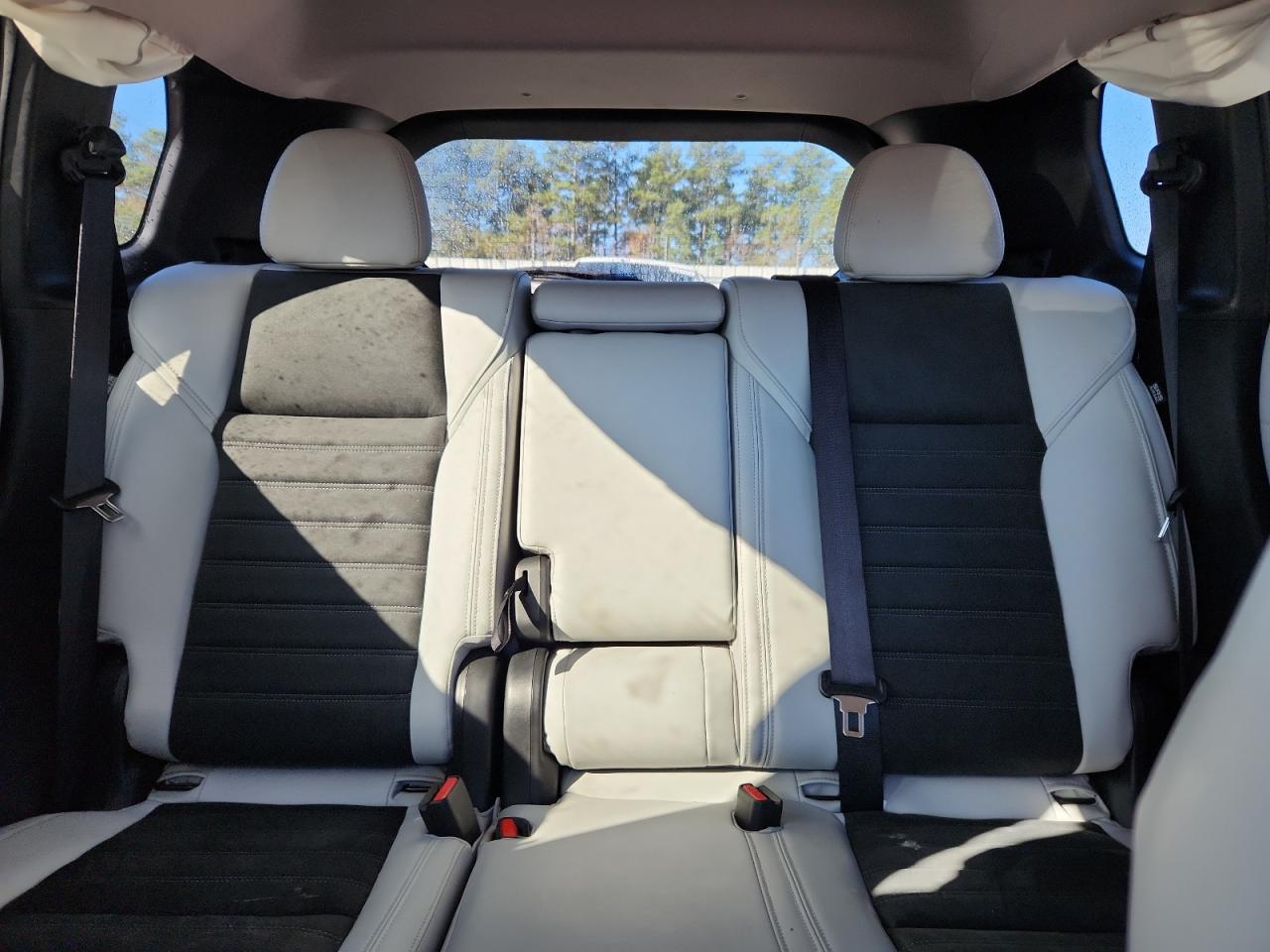 Mitsubishi Outlander Se Image 8