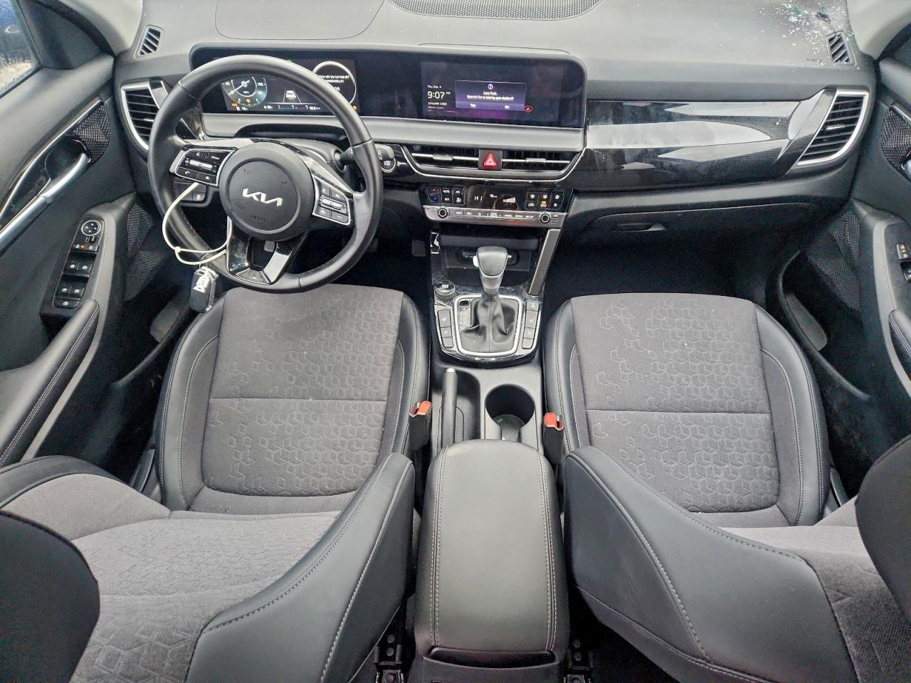 Kia Seltos X Line Image 9