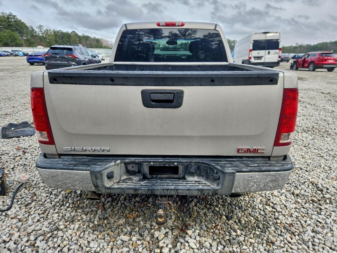 GMC Sierra C1500 Image 5