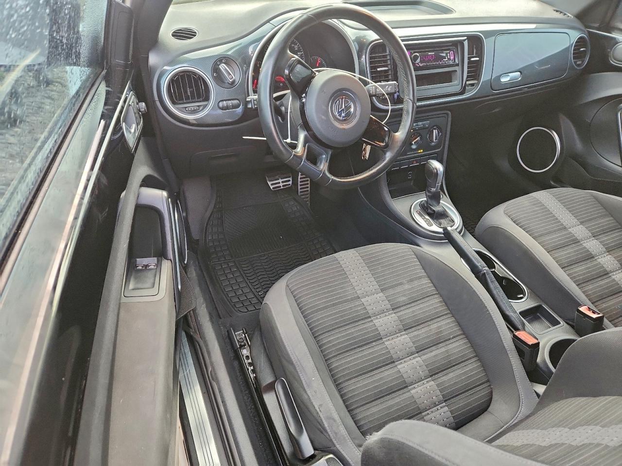 Volkswagen Beetle Turbo Image 7