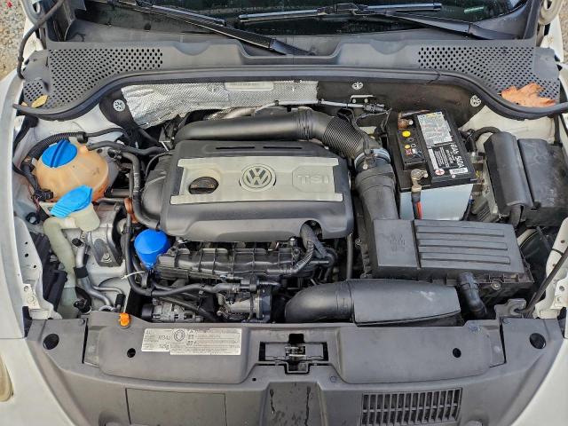Volkswagen Beetle Turbo Image 11