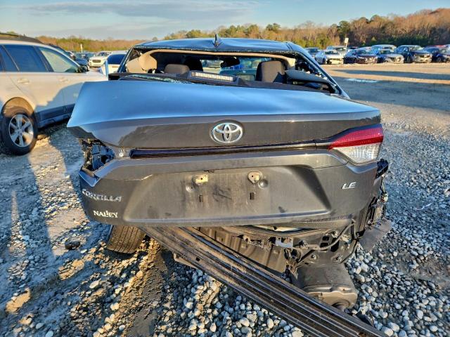 Toyota Corolla Le Image 4