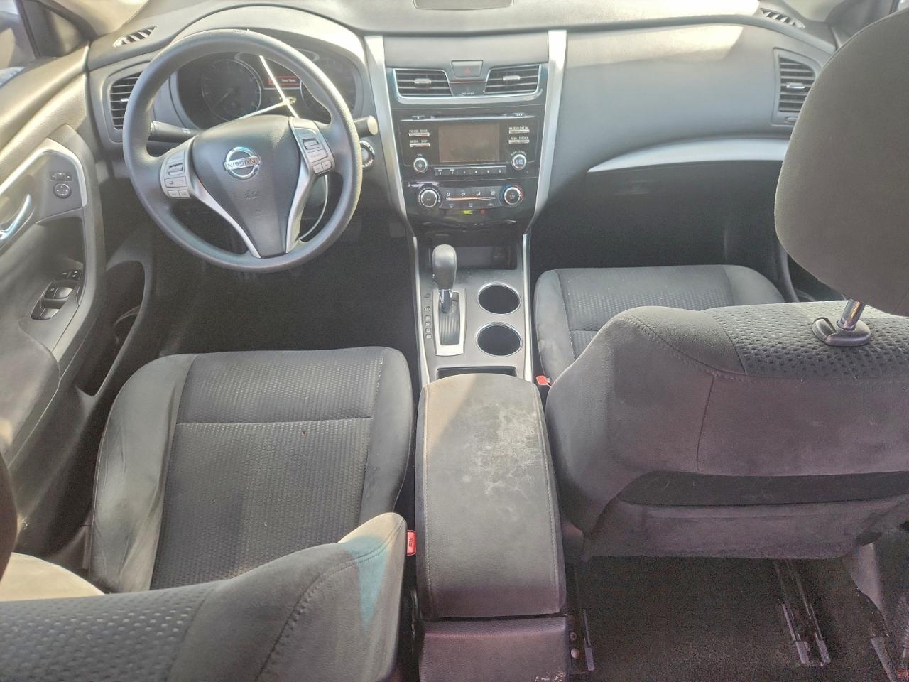 Nissan Altima 2.5 Image 11
