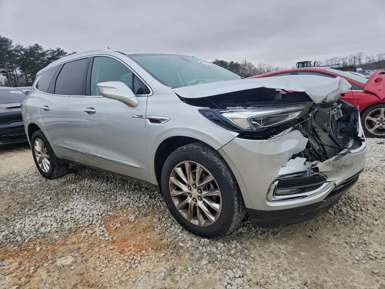 Buick Enclave Essence Image 8