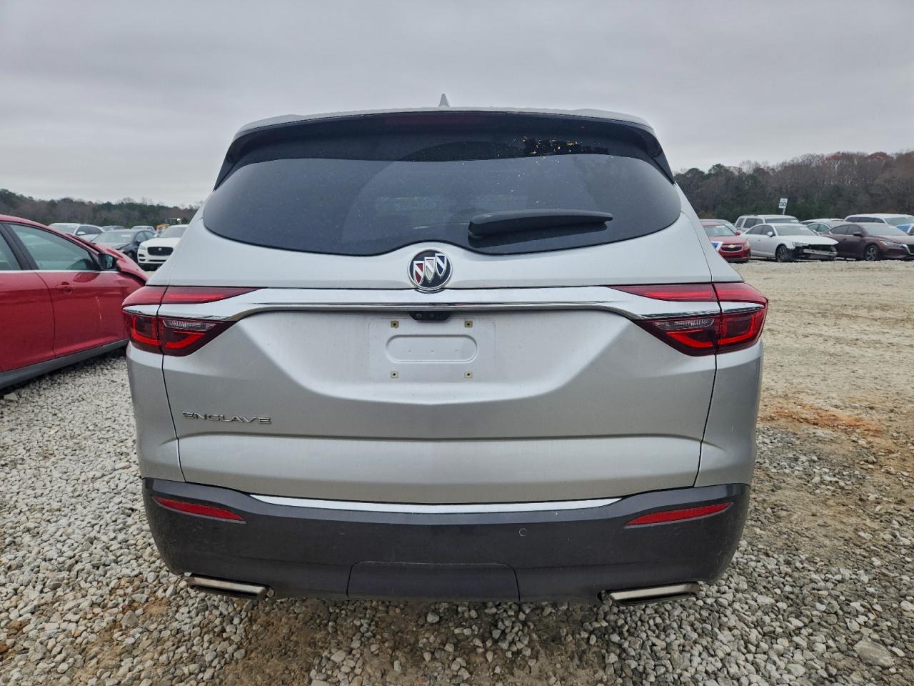 Buick Enclave Essence Image 2