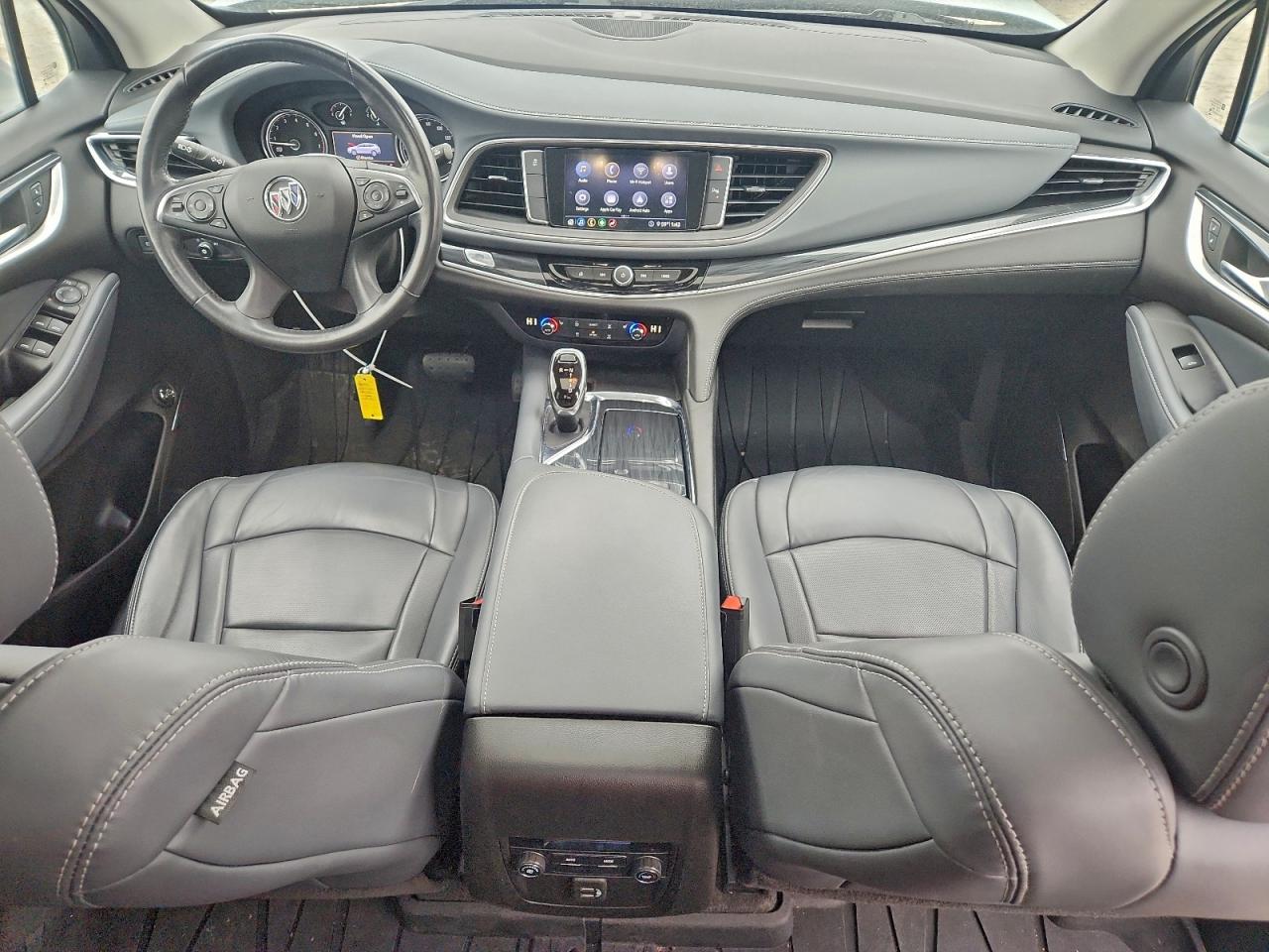 Buick Enclave Essence Image 5