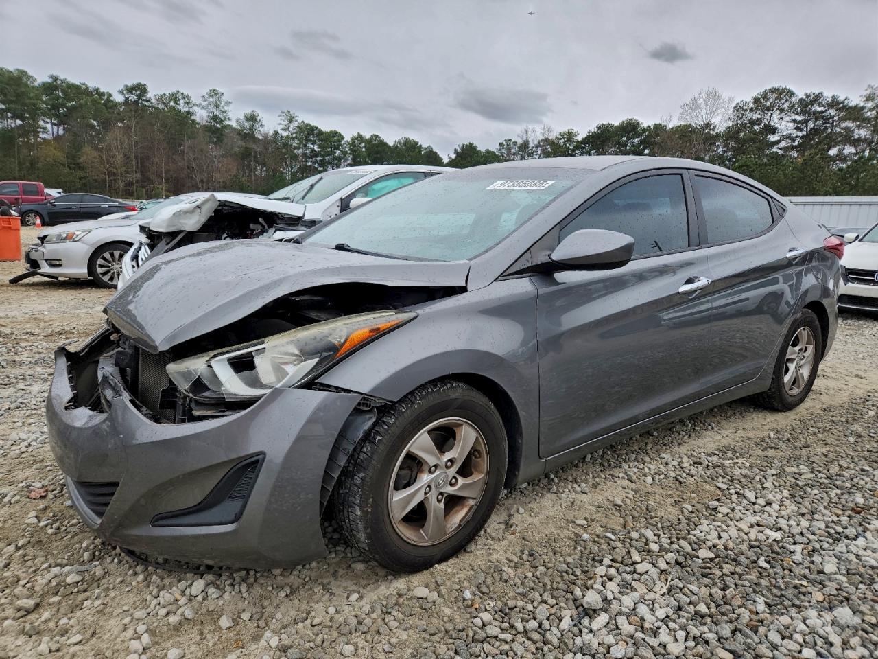 Hyundai ELANTRA Se Image 1