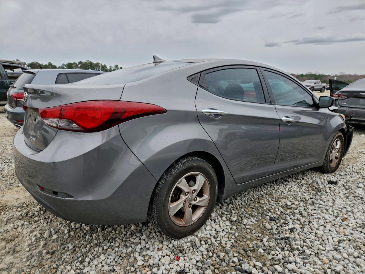 Hyundai ELANTRA Se Image 4