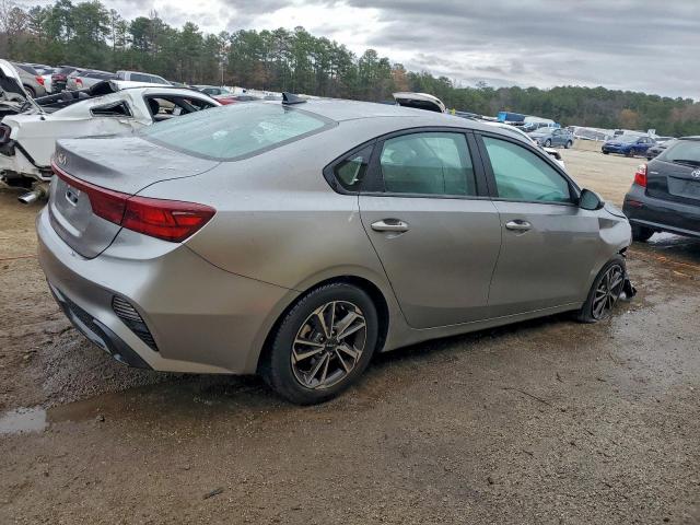 Kia Forte Lx Image 4