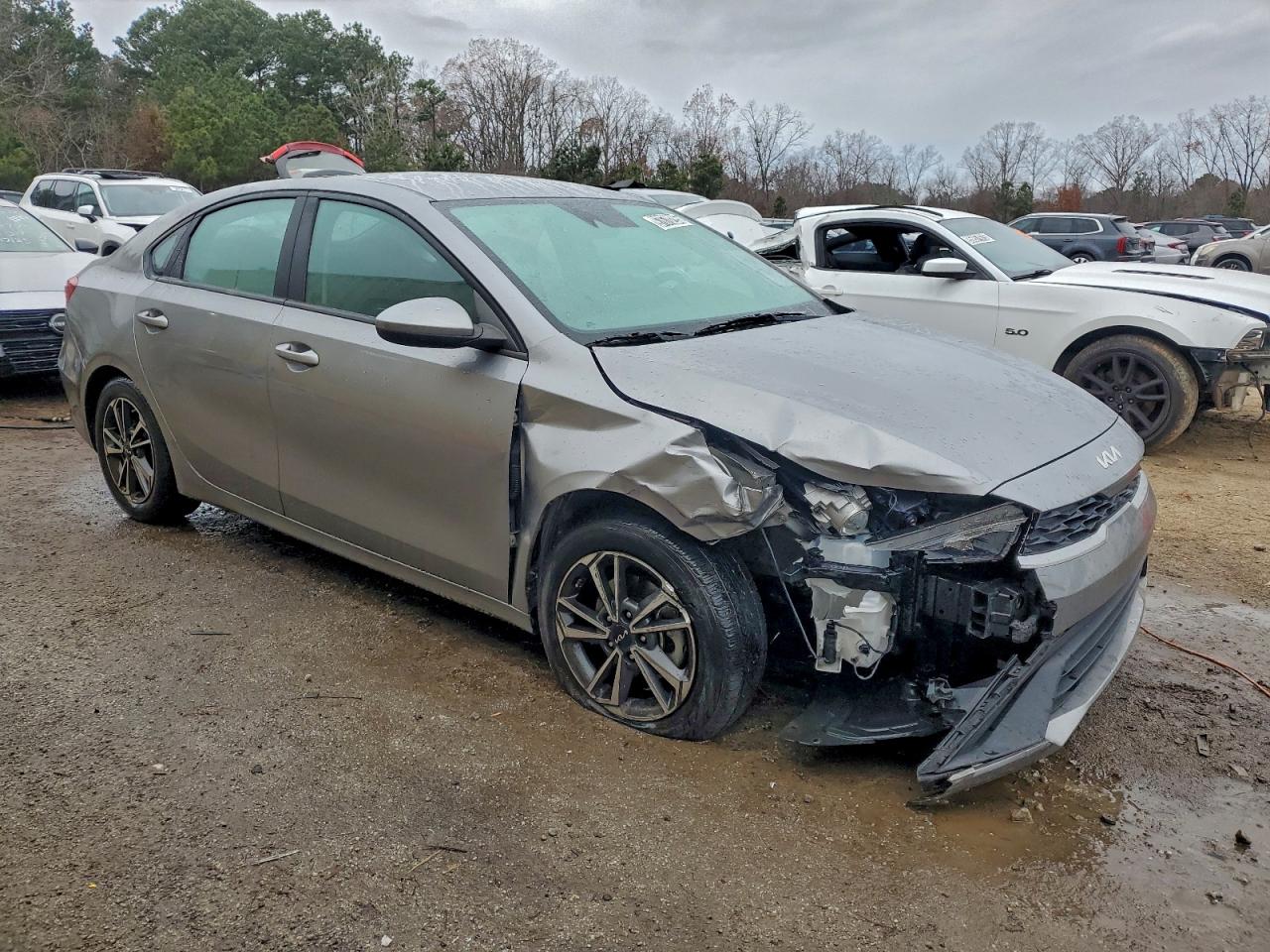 Kia Forte Lx Image 2