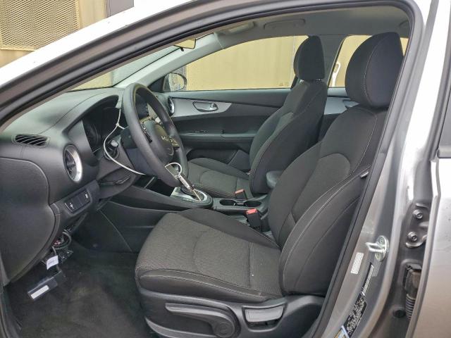 Kia Forte Lx Image 12