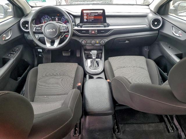 Kia Forte Lx Image 9