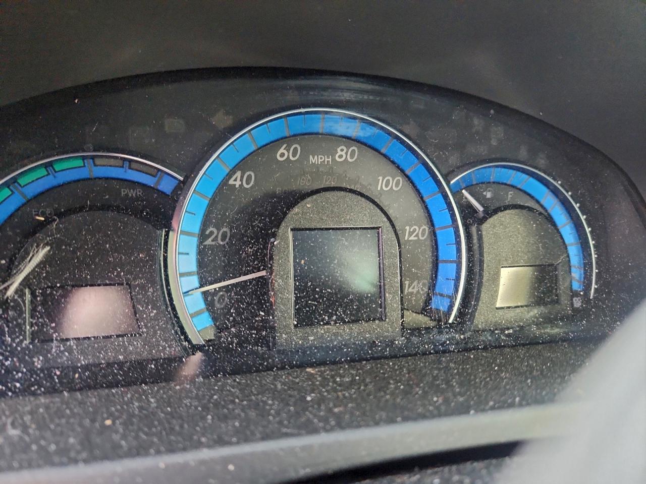 Toyota Camry Hybrid Image 9