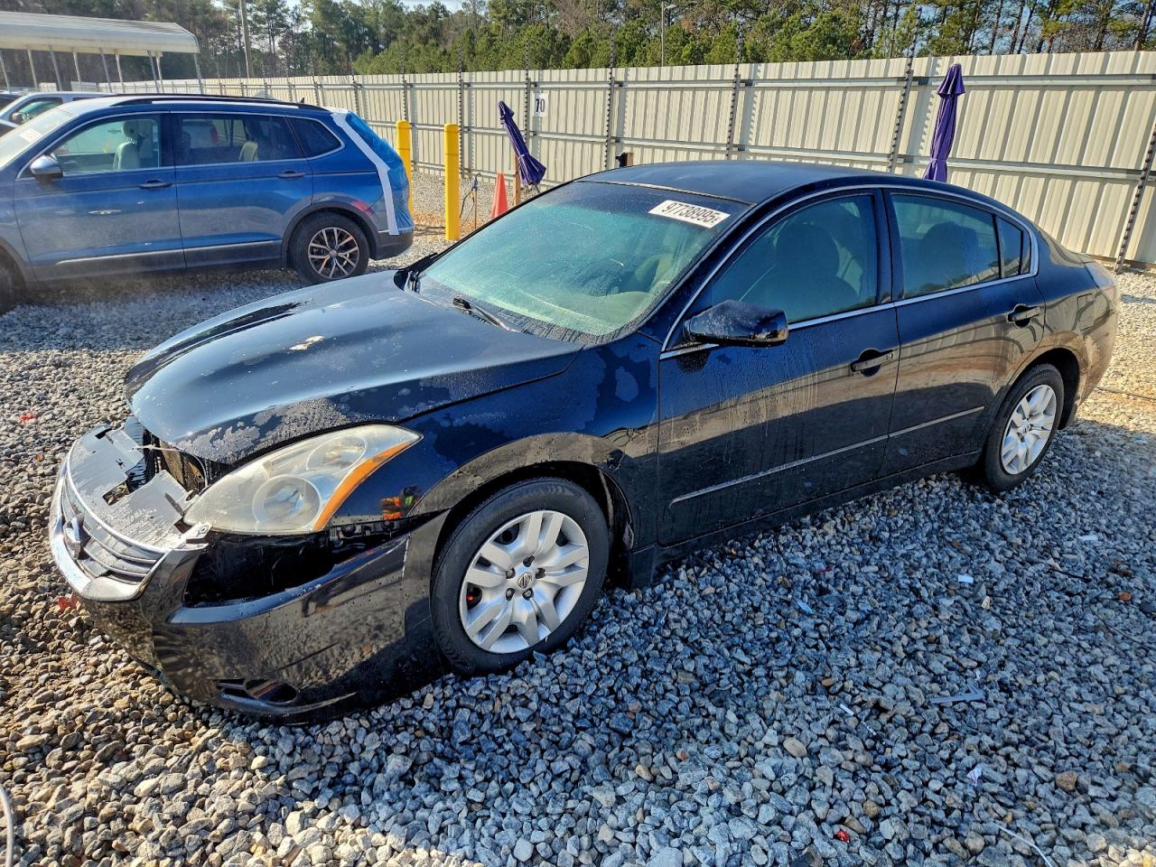 Nissan Altima Base Image 1