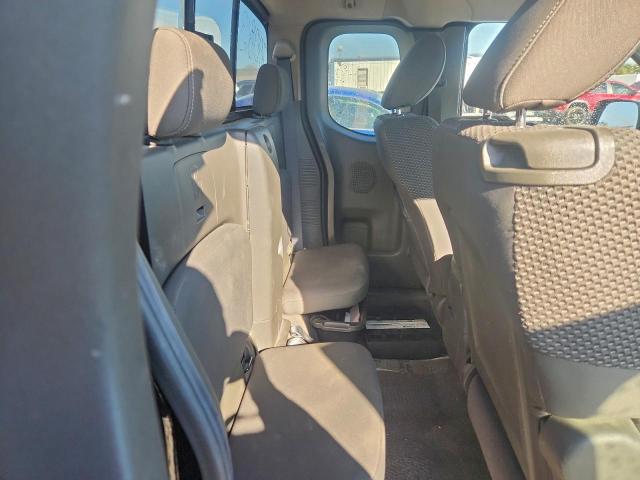 Nissan Frontier Sv Image 6