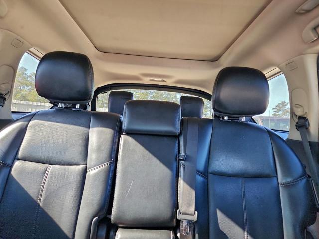 Nissan Pathfinder S Image 2