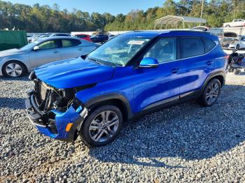  Salvage Kia Seltos