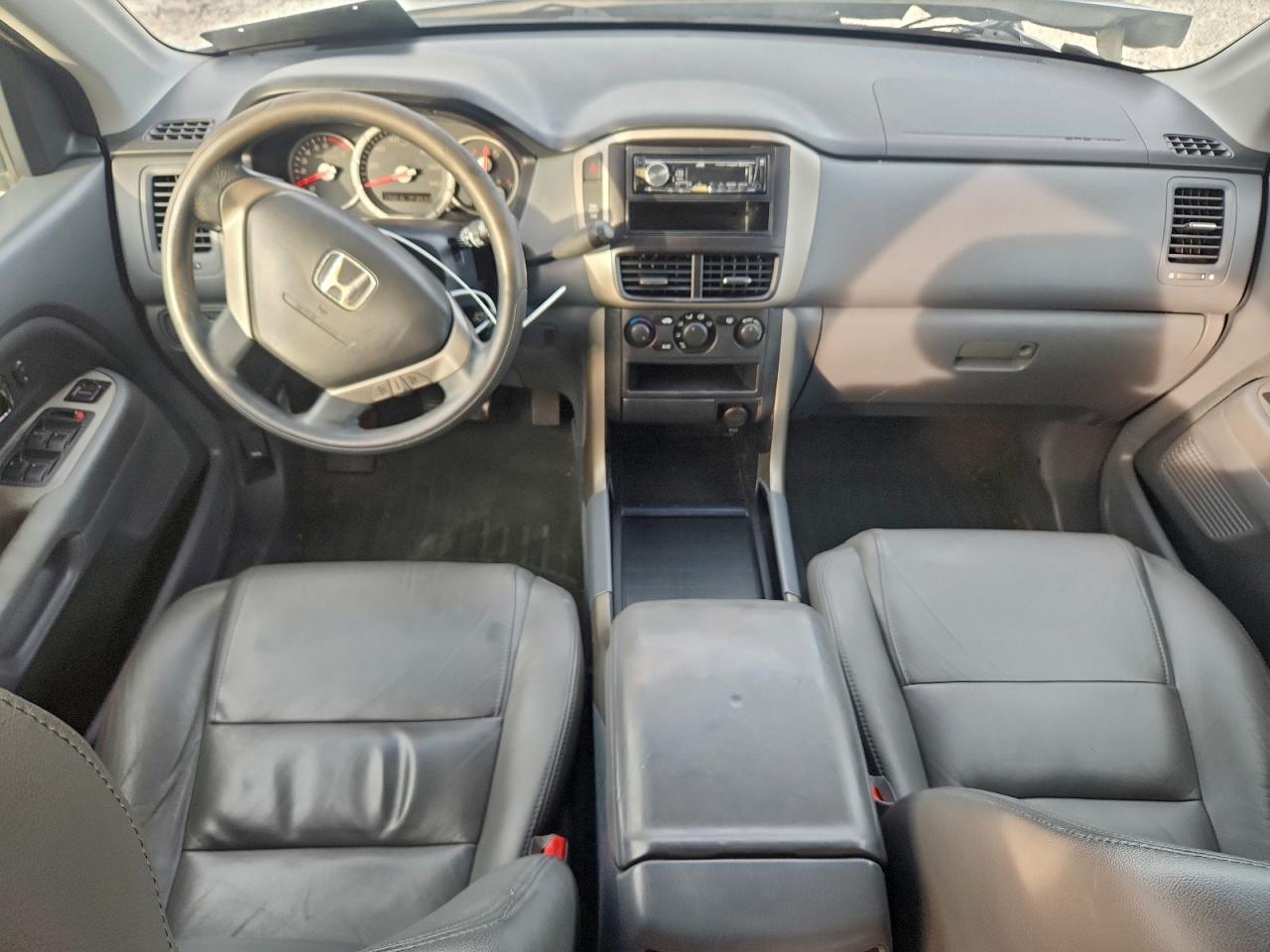 Honda Pilot Lx Image 8