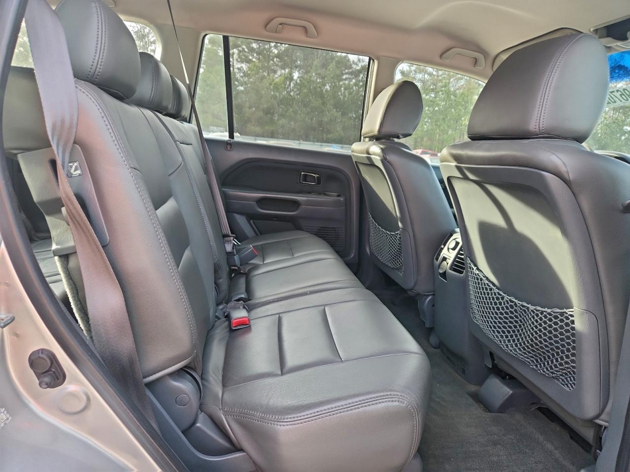 Honda Pilot Lx Image 5