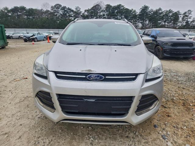 Ford Escape Titanium Image 4