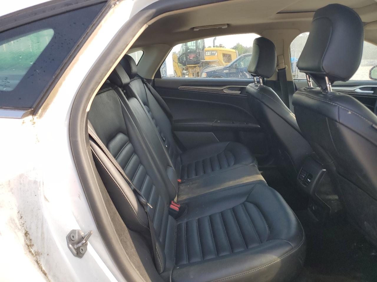 Ford Fusion Sel Image 10