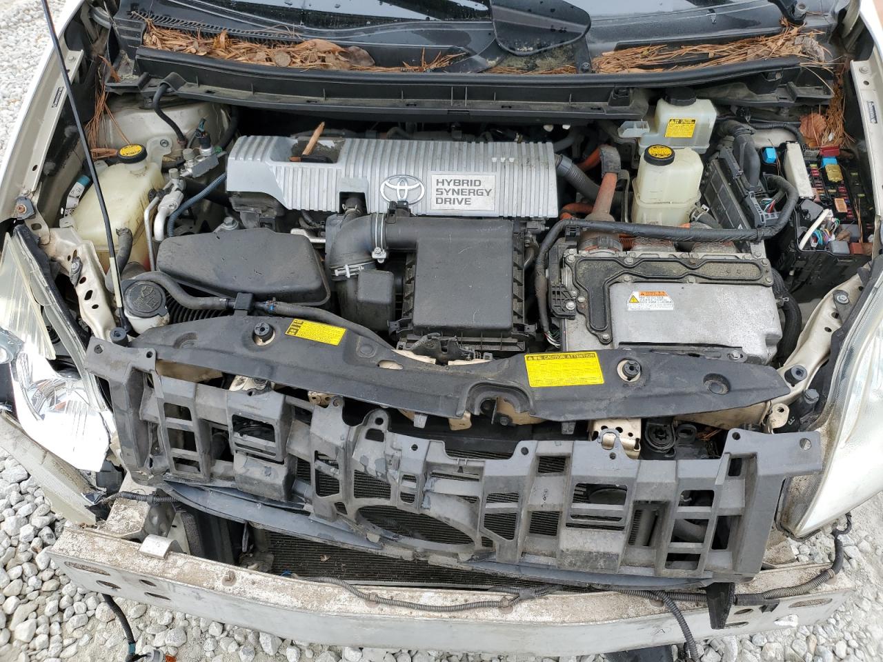 Toyota Prius Image 8