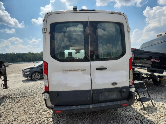 Ford Transit T-250 Image 12