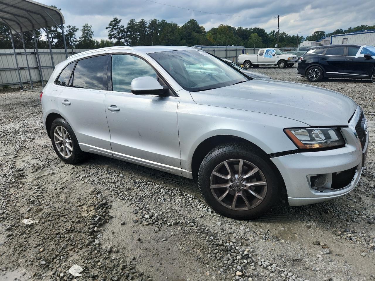 Audi Q5 Premium Image 13