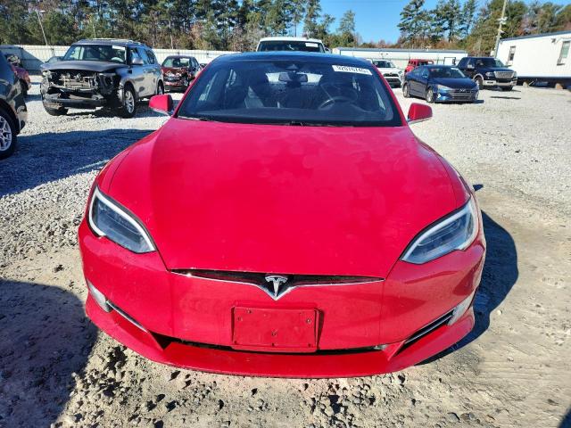 Tesla Model S Image 5
