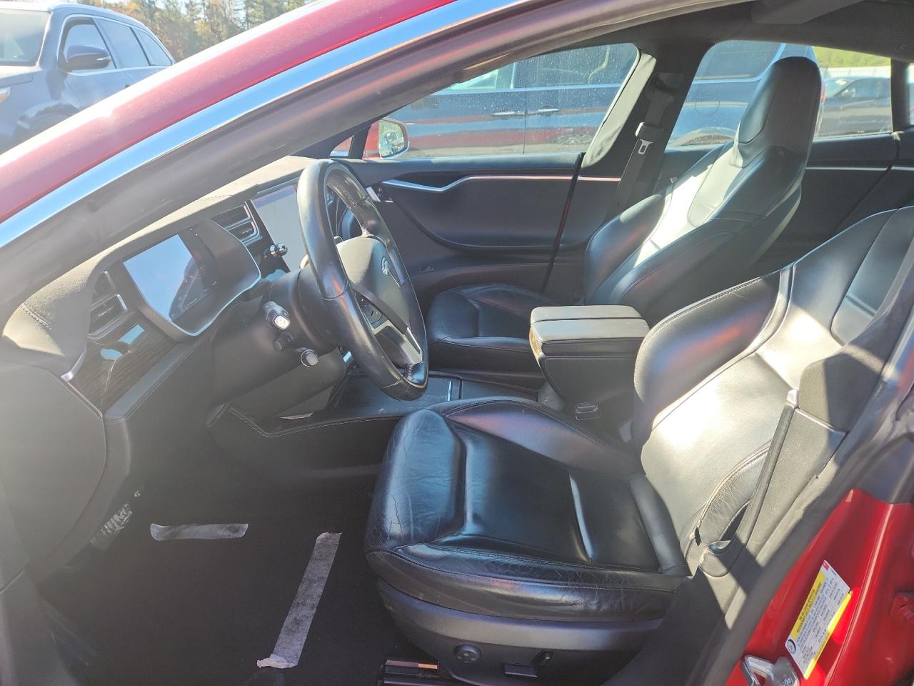 Tesla Model S Image 7