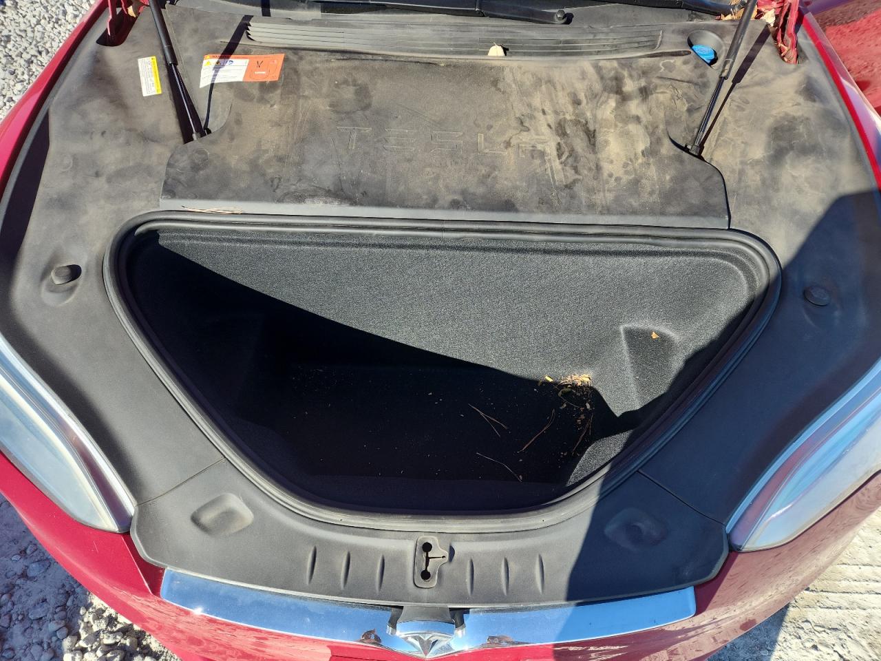 Tesla Model S Image 9