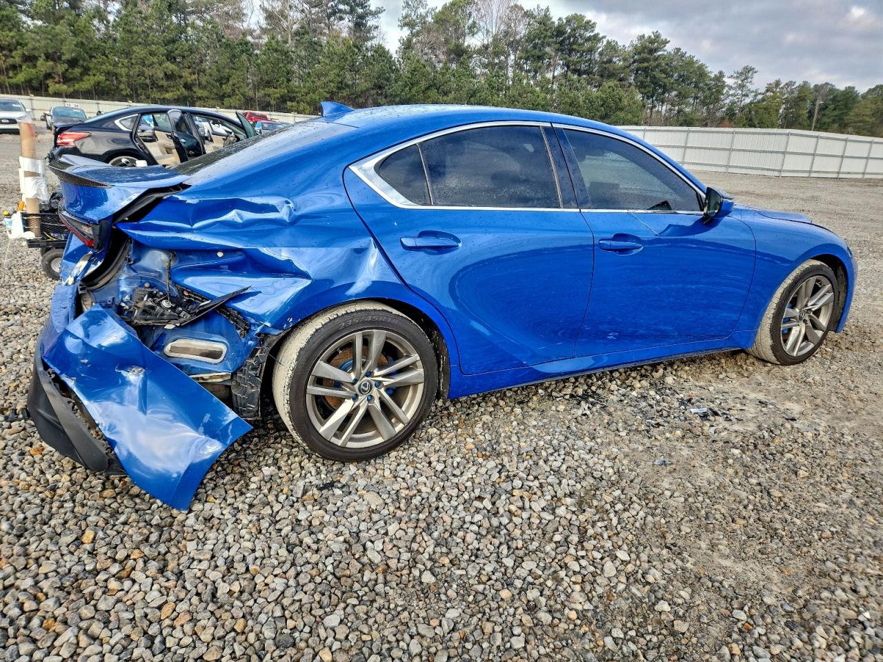 Lexus Is 300 Image 3