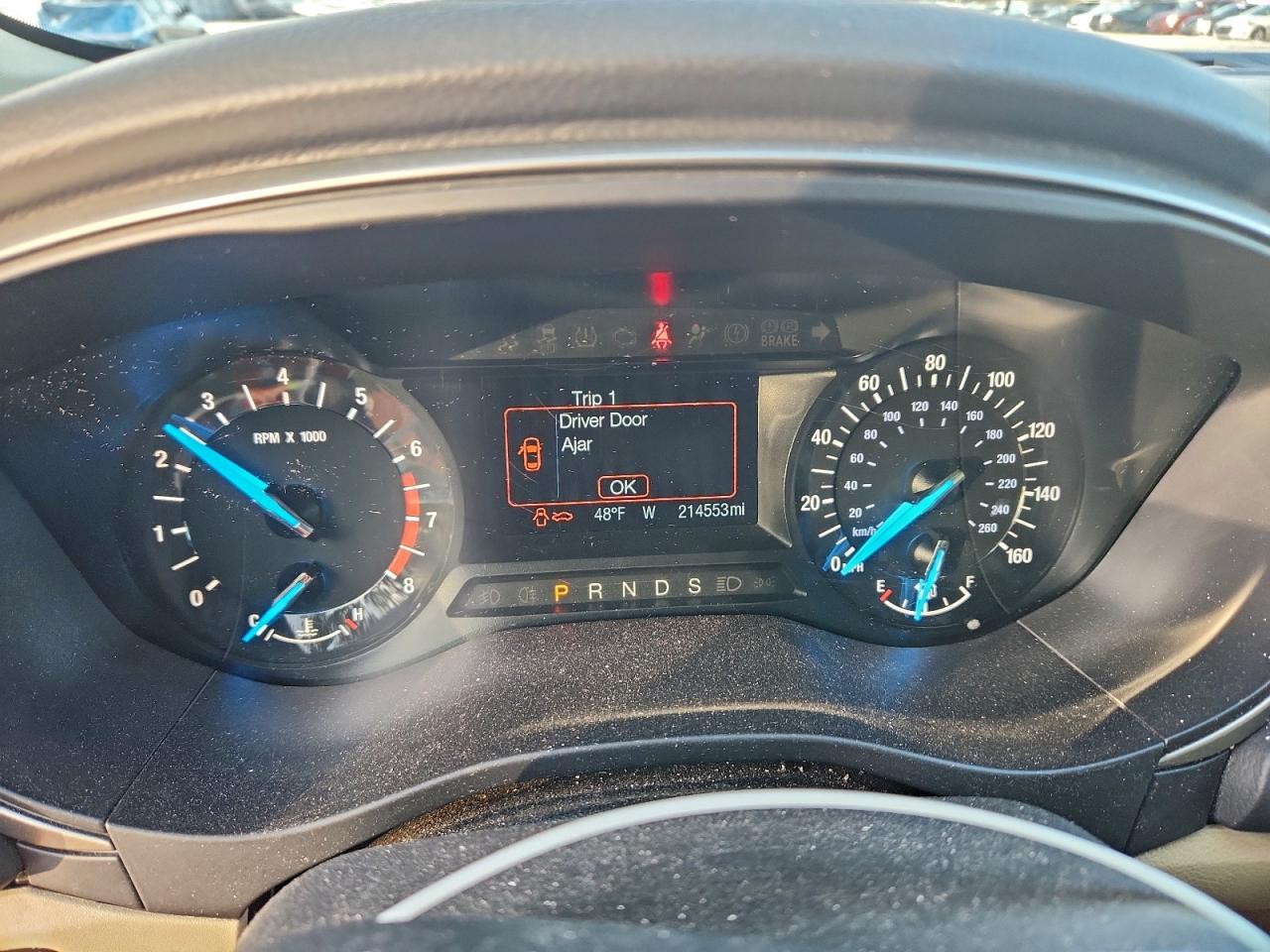 Ford Fusion Se Image 8