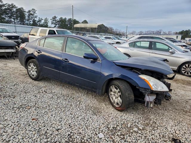 Nissan Altima Base Image 3