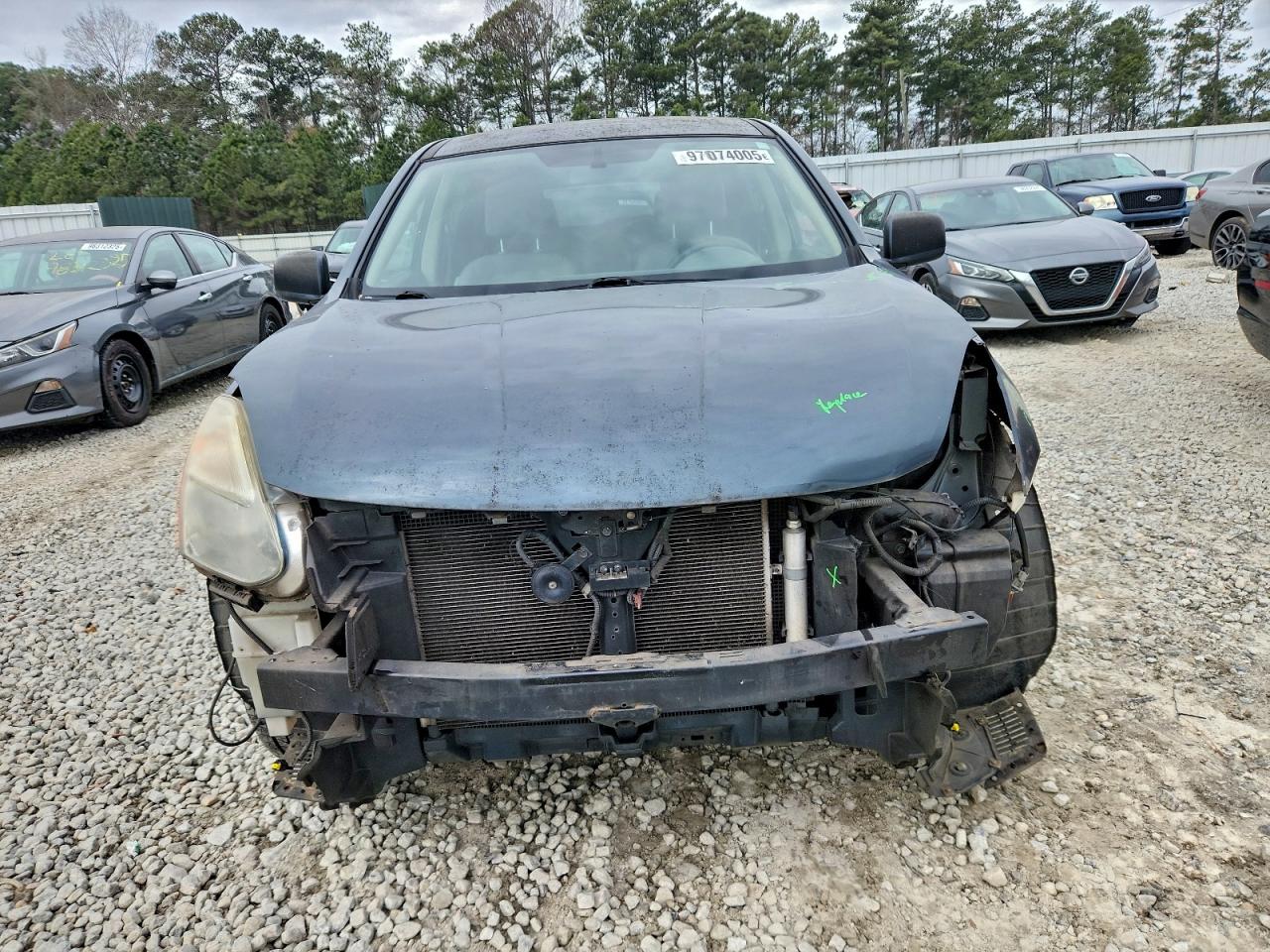 Nissan Rogue S Image 8