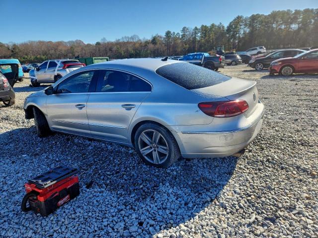 Volkswagen CC Sport Image 2