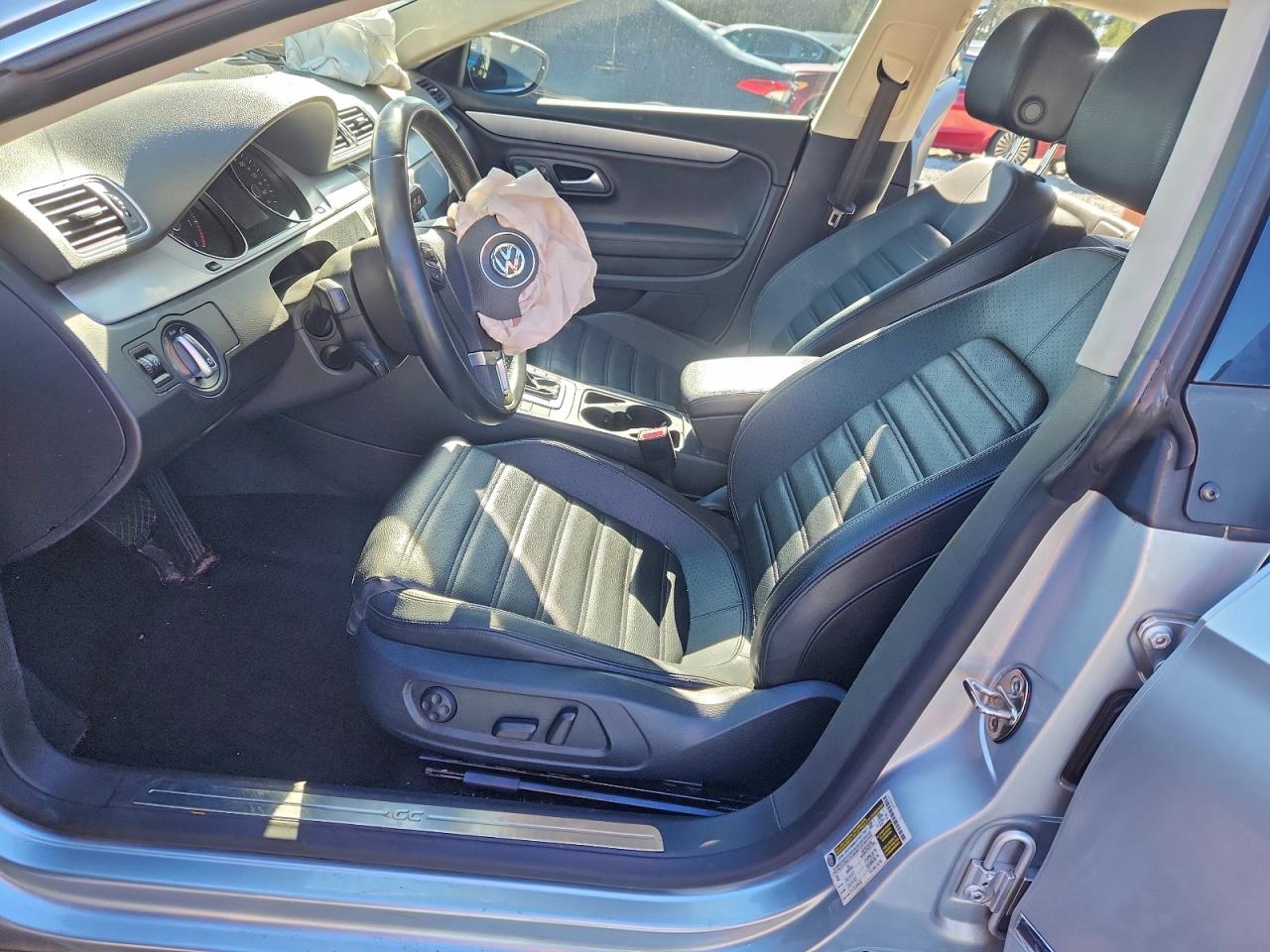 Volkswagen CC Sport Image 6