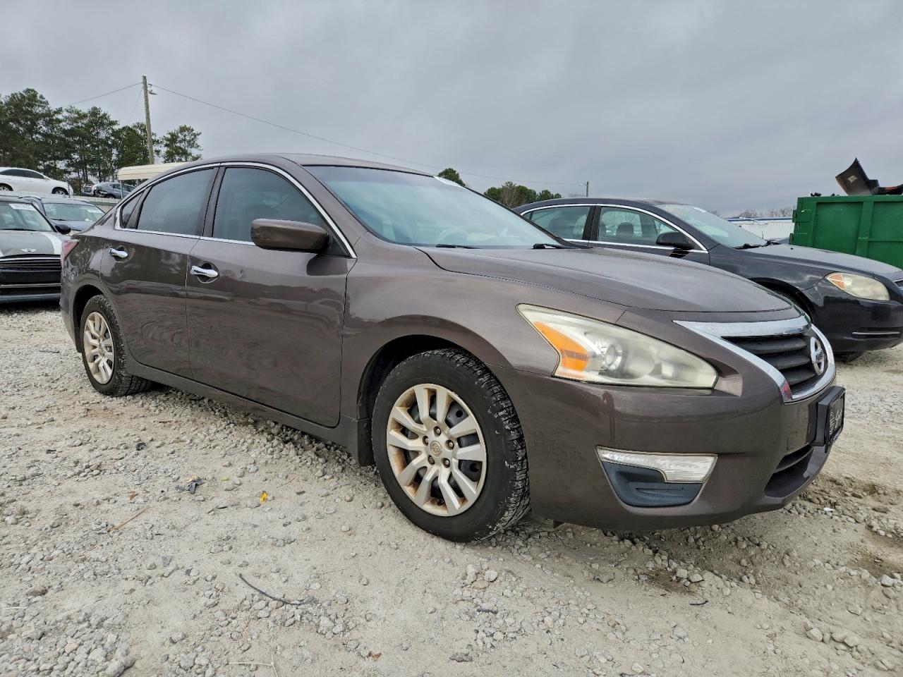 Nissan Altima 2.5 Image 4