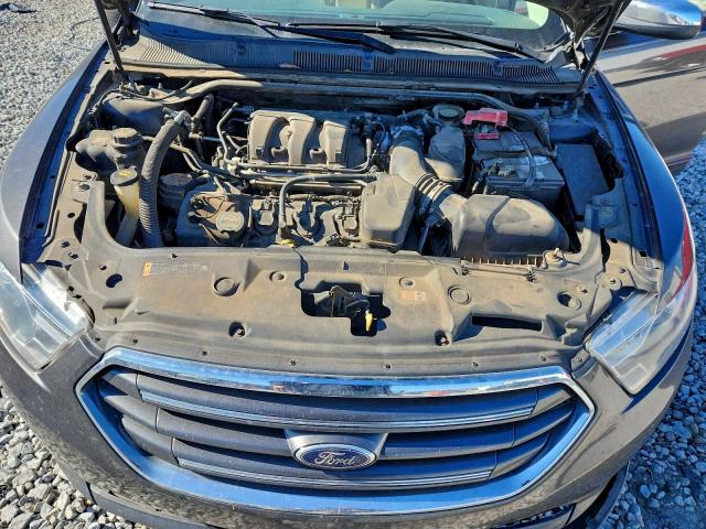 Ford Taurus Limited Image 9