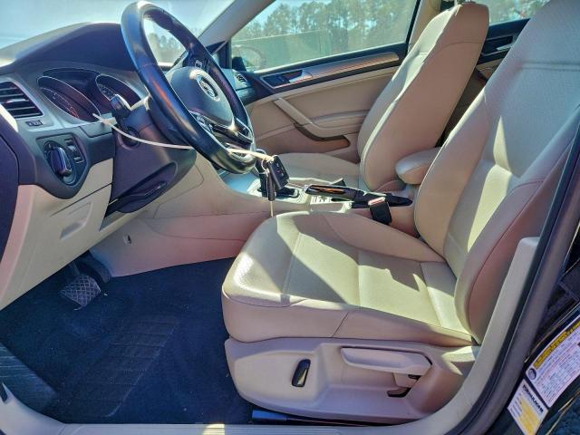 Volkswagen Golf Tdi Image 10