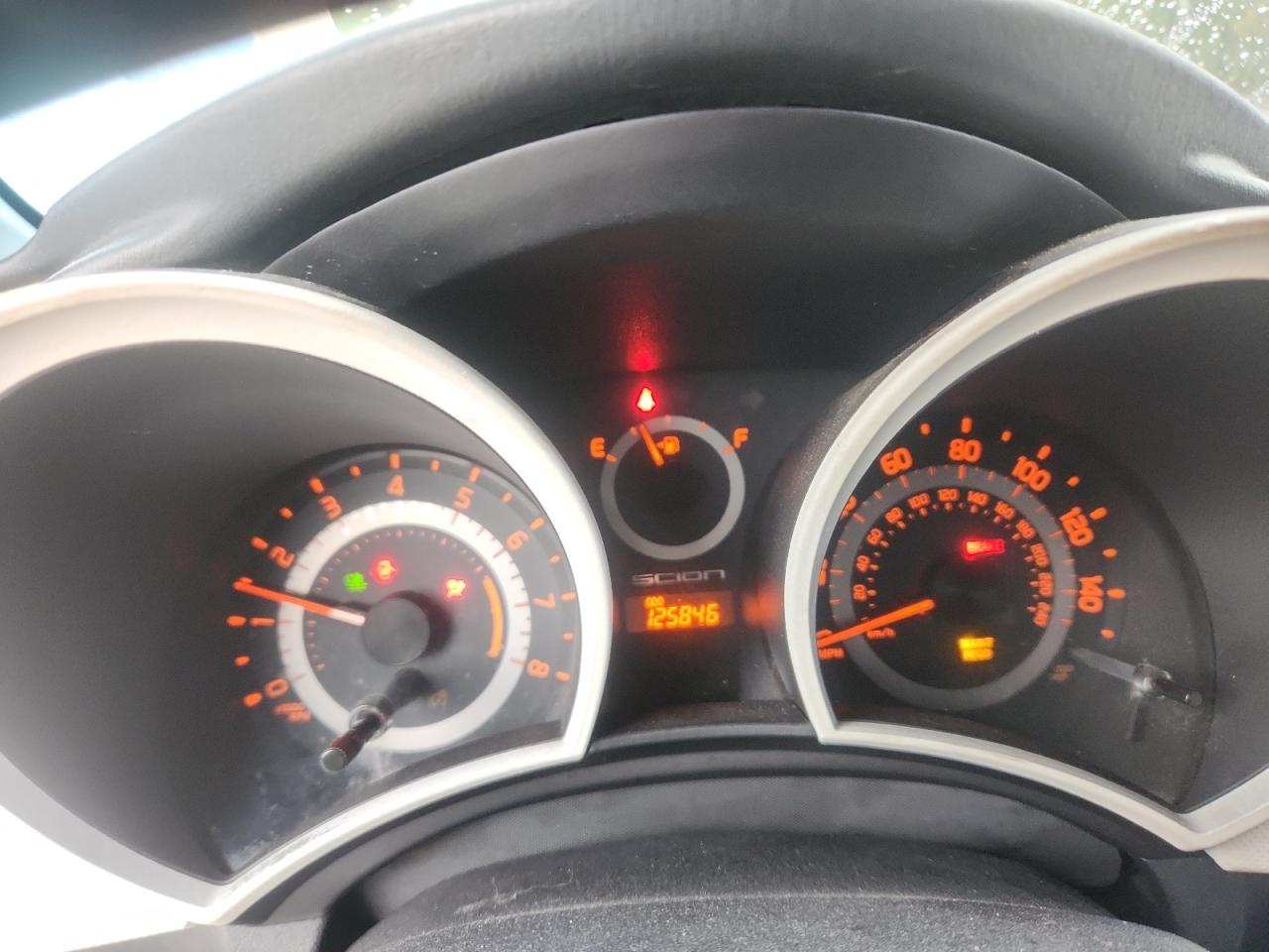 Toyota Scion Image 9