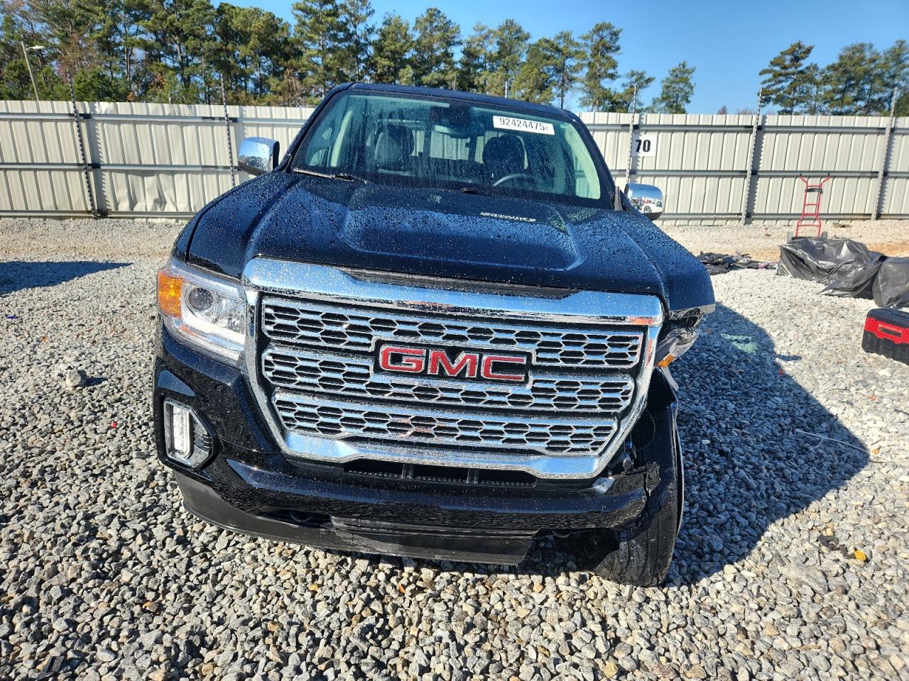 GMC Canyon Denali Image 11